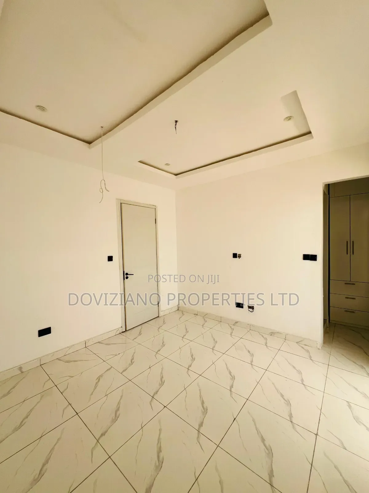 4bdrm Duplex in Ikota for rent in Ikota