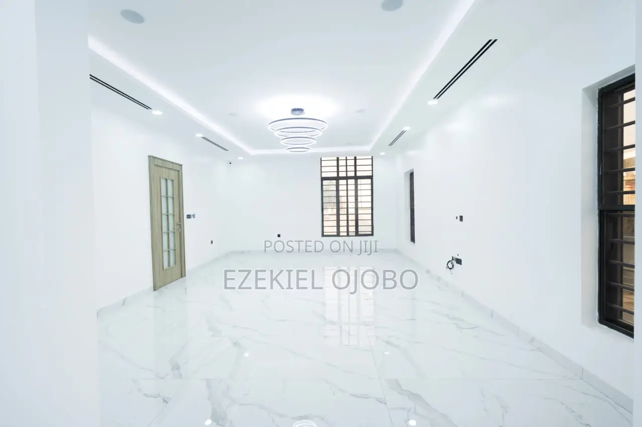 6bdrm Duplex in Guzape District for sale in Guzape District