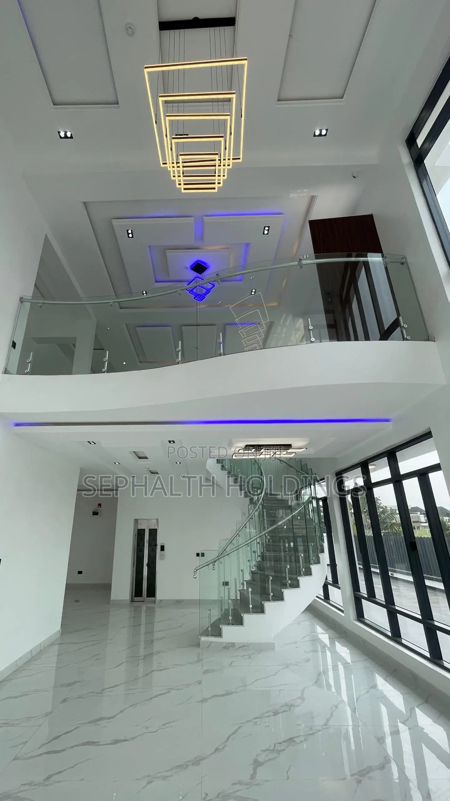 5bdrm Duplex in Osapa london for sale in Osapa london
