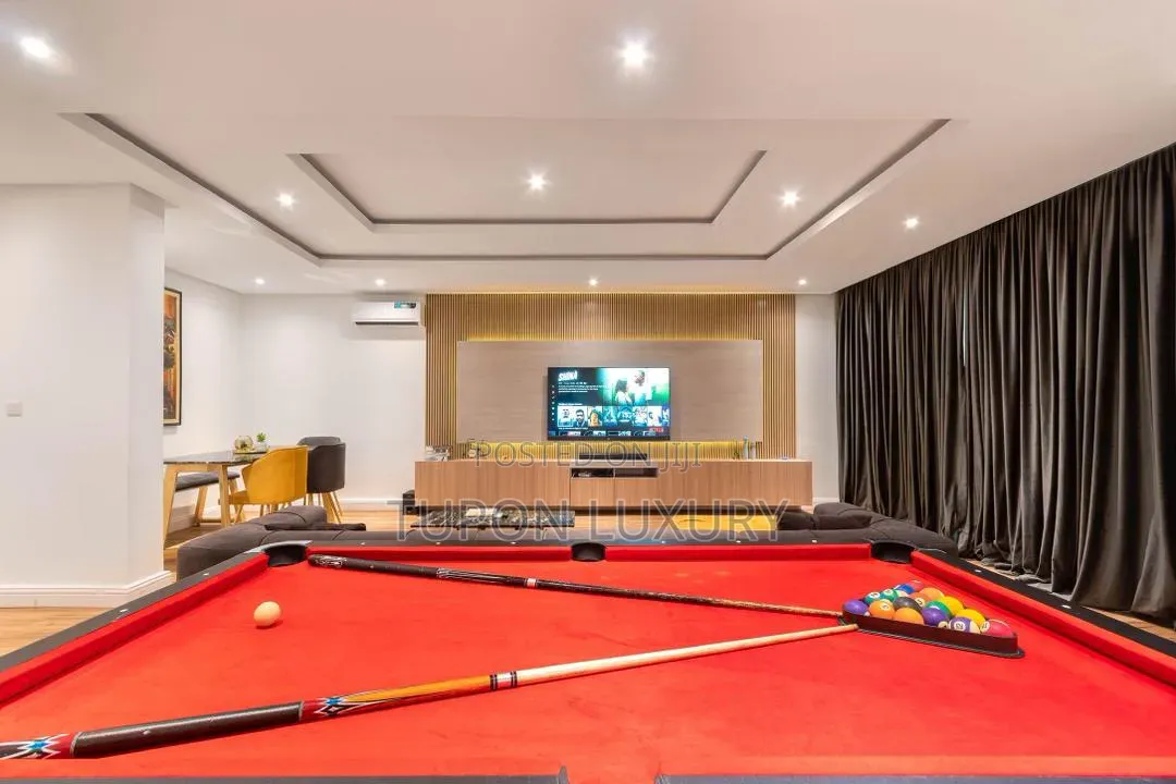 Neatly Furnished 4bedroom Duplex With Snooker in Lekki Phase 1