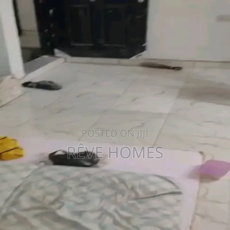 Studio Apartment in Adekunle for rent in Adekunle