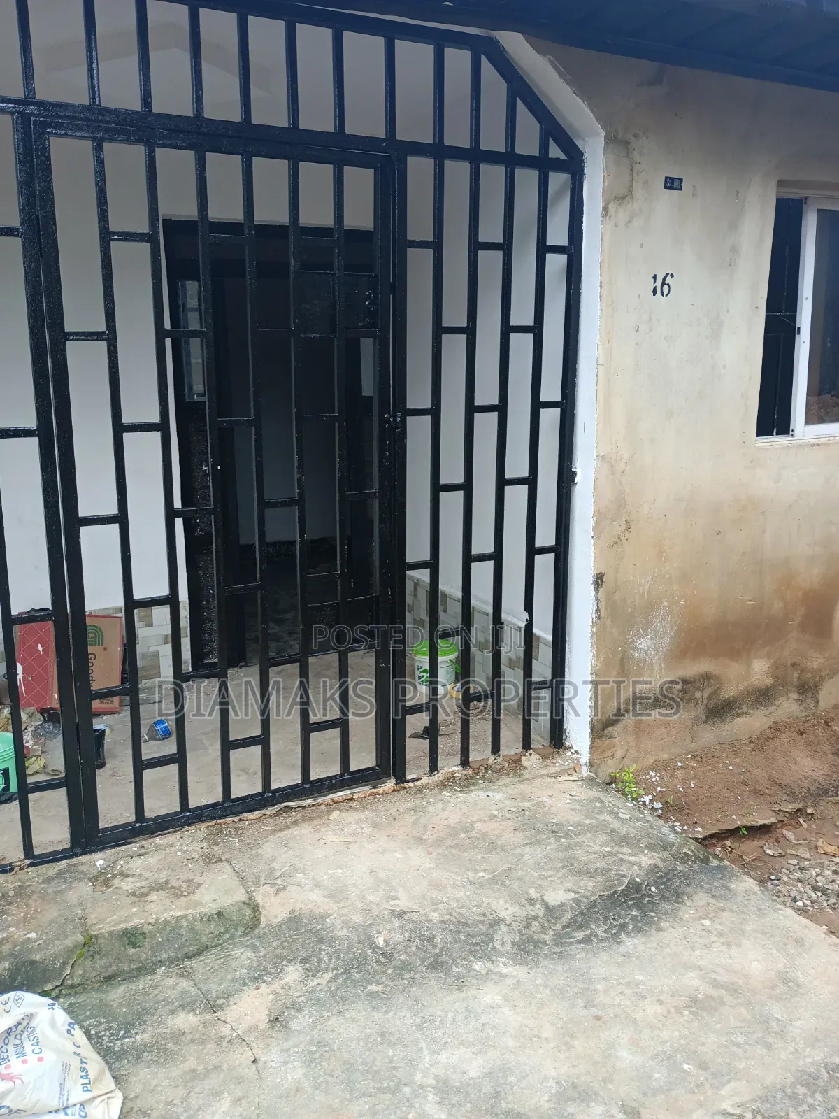 Mini Flat in Aribila Estate, Ikorodu Garage for rent in Ikorodu Garage