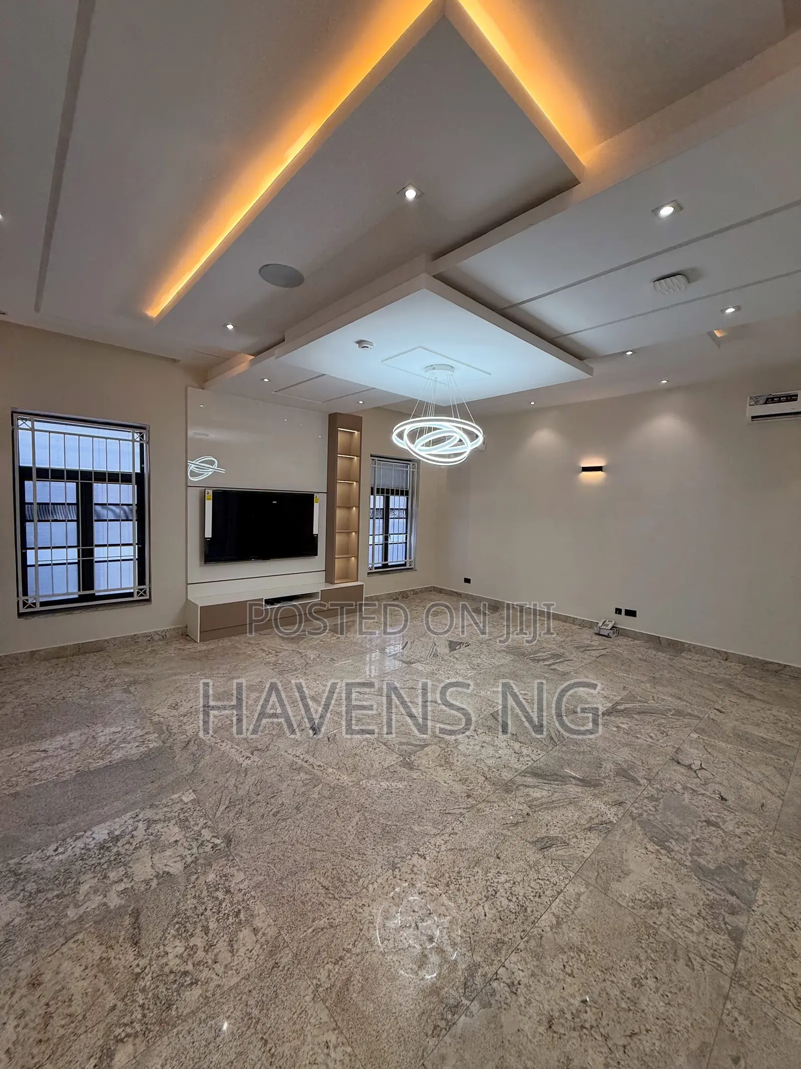 5bdrm Duplex in Asokoro for sale in Asokoro