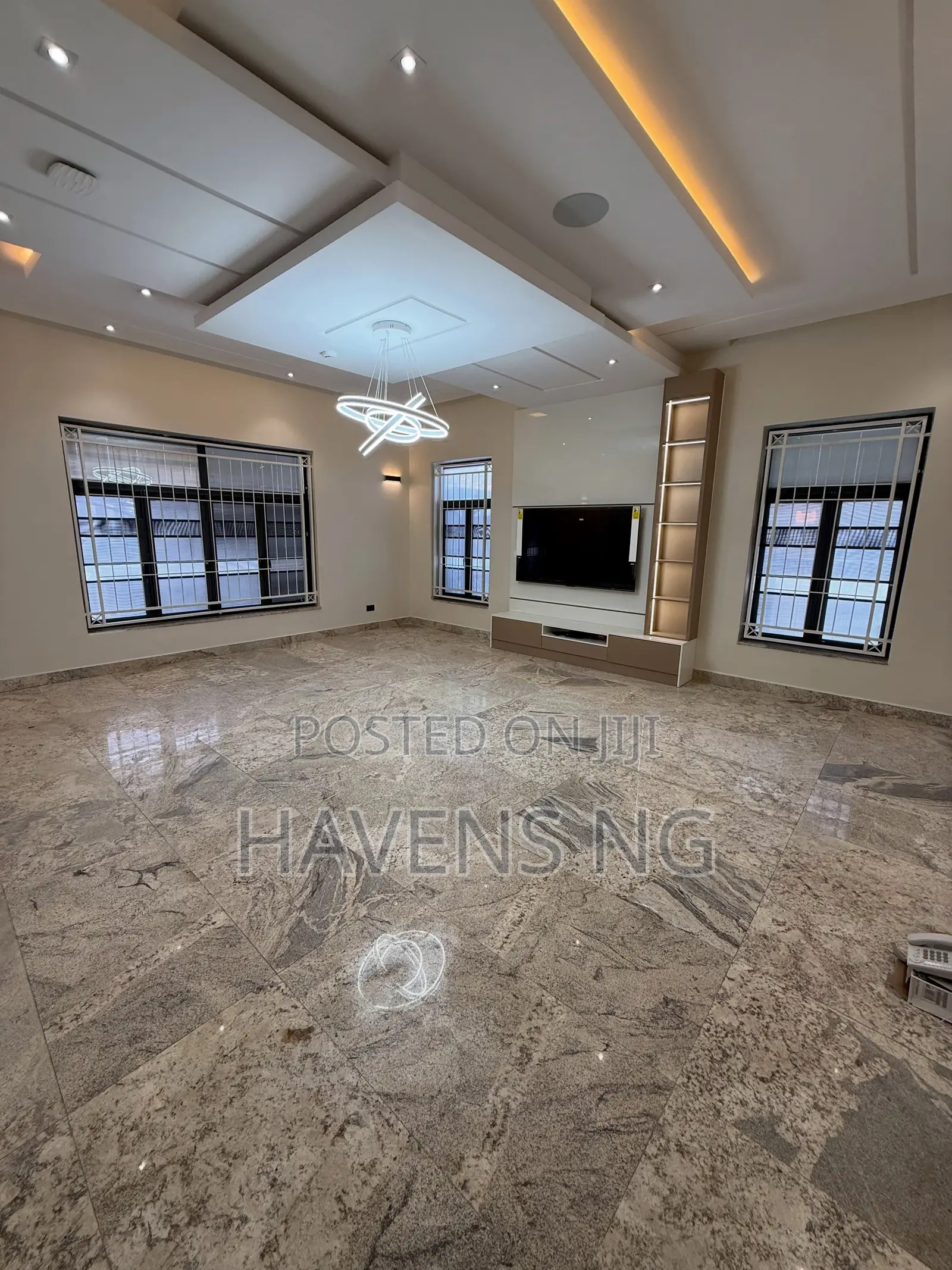 5bdrm Duplex in Asokoro for sale in Asokoro