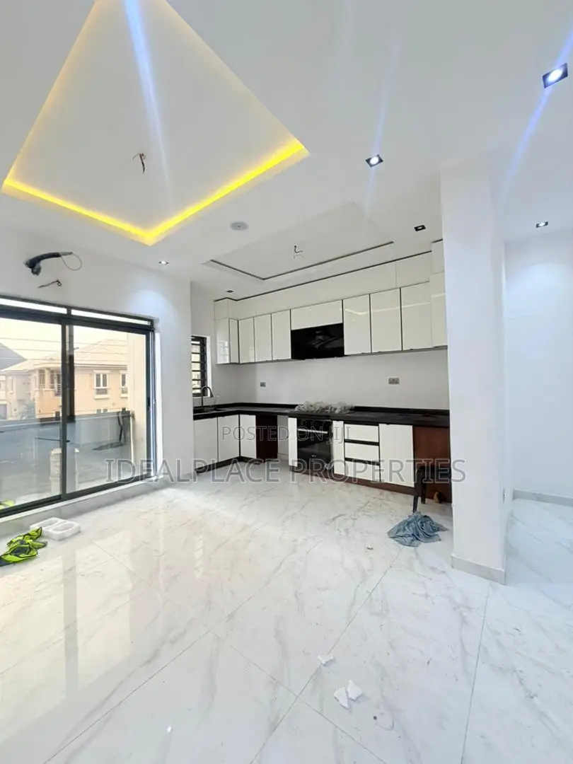 2bdrm Apartment in GRA Phase 2 Shangisha for sale in GRA Phase 2 Shangisha