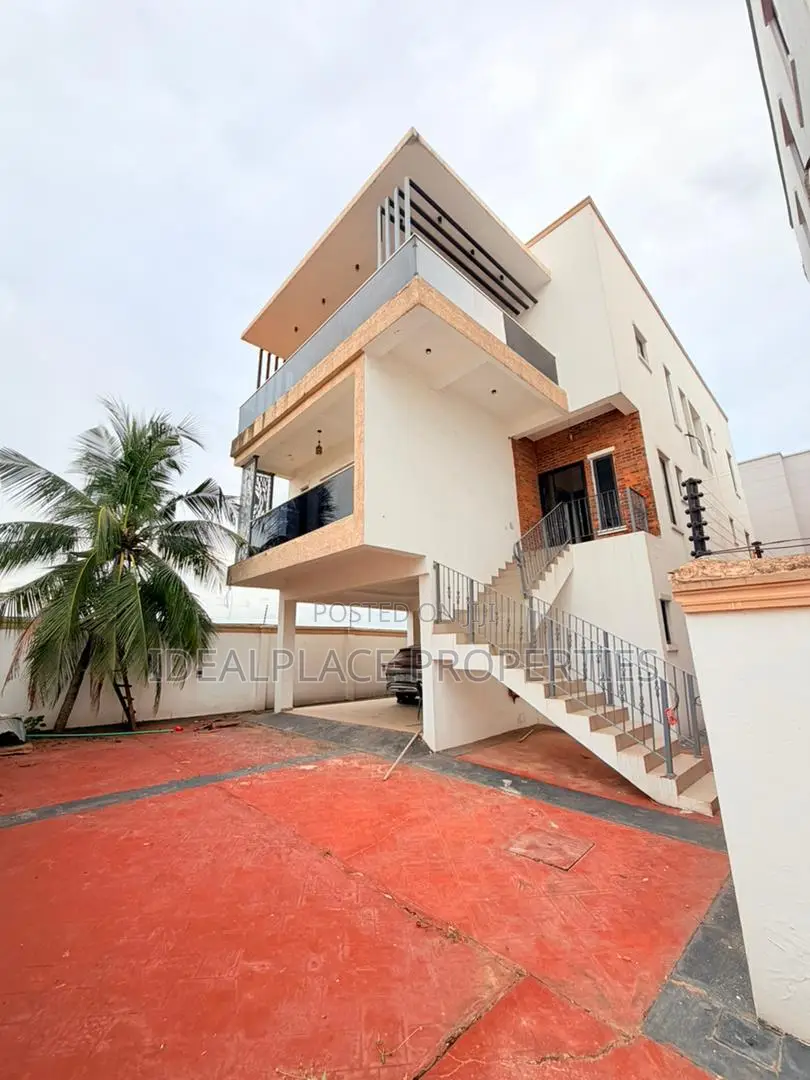 4bdrm Duplex in GRA Phase 2 Shangisha for sale in GRA Phase 2 Shangisha