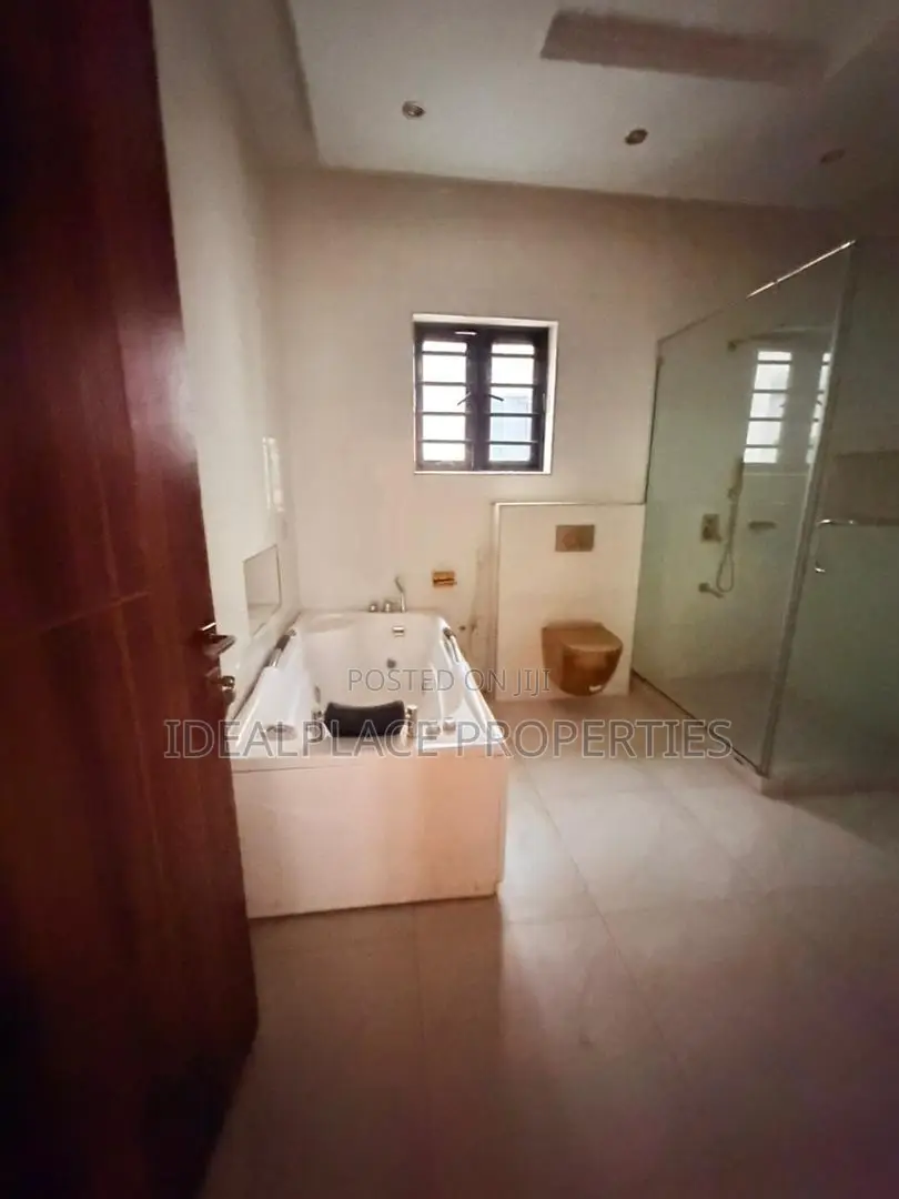 4bdrm Duplex in GRA Phase 2 Shangisha for sale in GRA Phase 2 Shangisha