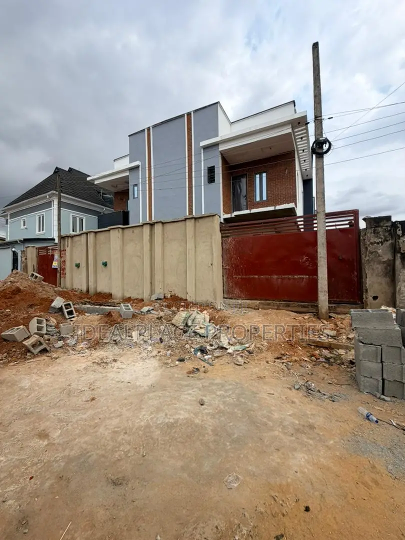 3bdrm Duplex in Fagba for sale in Fagba