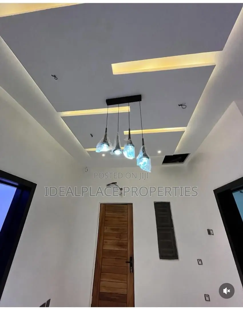 4bdrm Duplex in Ipaja for sale in Ipaja