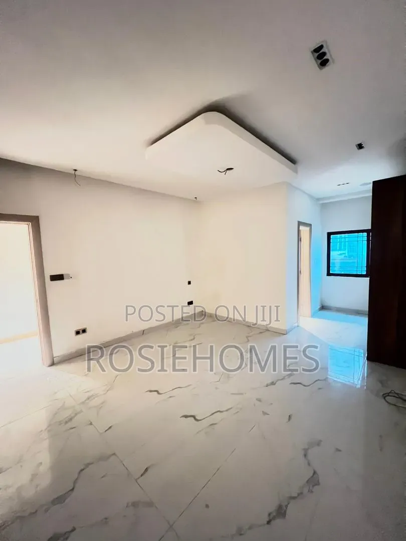 3bdrm Apartment in Banana Island for rent in Banana Island