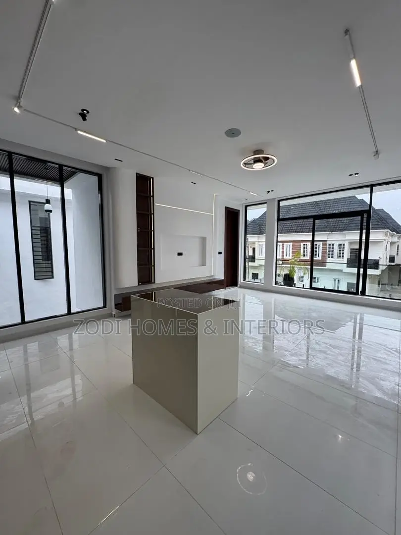 4bdrm House in Victoria Island for rent in Victoria Island