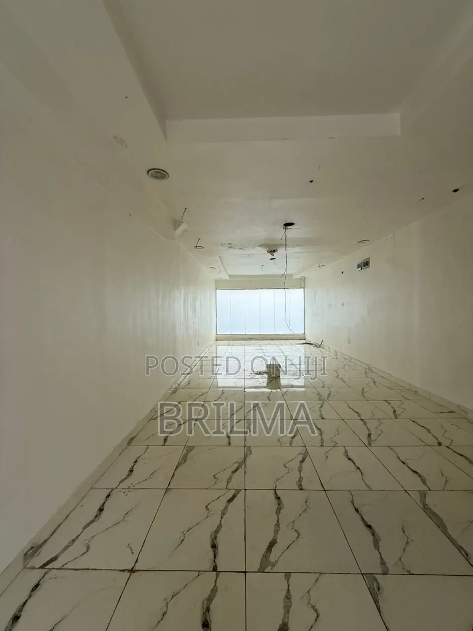 65Sqm Office/Shop Space in Wuse 2 for Rent in Wuse 2