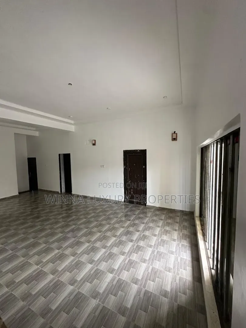 2bdrm Apartment in Von Axis, Lugbe District for rent in Lugbe District