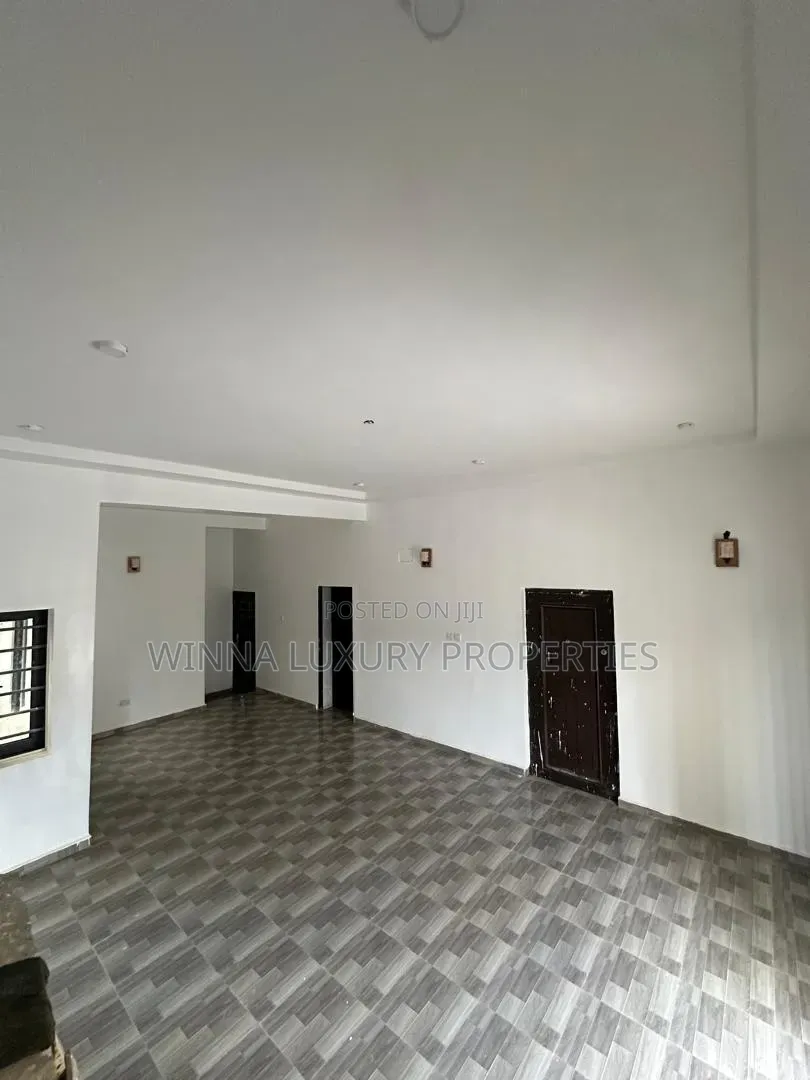 2bdrm Apartment in Von Axis, Lugbe District for rent in Lugbe District
