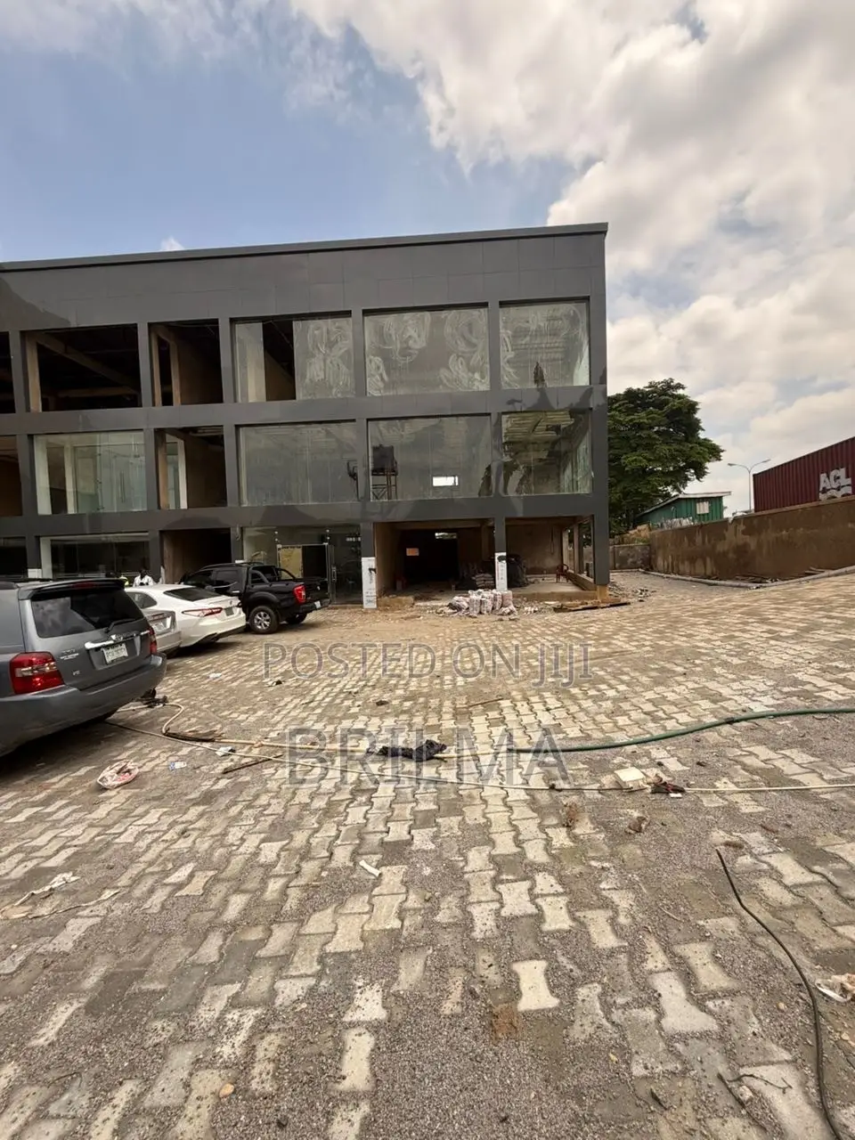75Sqm Shop/Office Space in Wuse 2 for Rent in Wuse 2