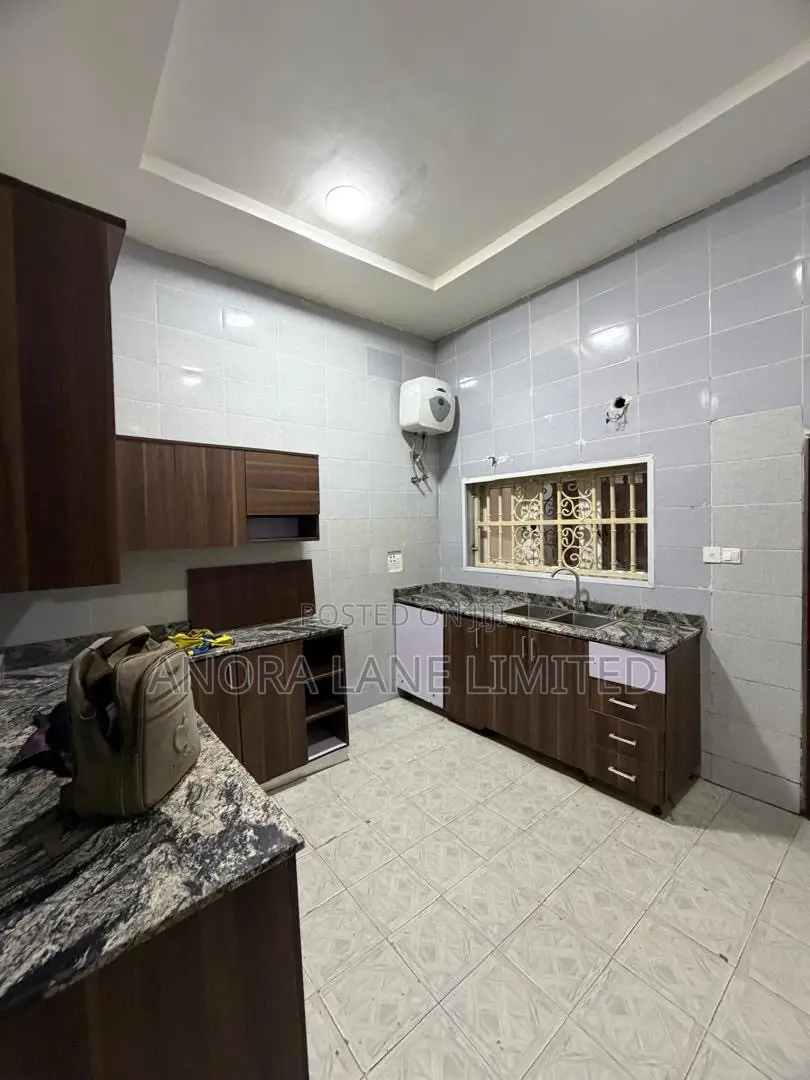 5bdrm Townhouse/Terrace in Guzape District for sale in Guzape District