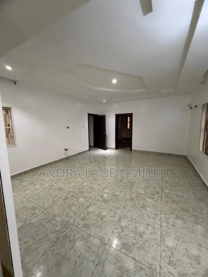 5bdrm Townhouse/Terrace in Guzape District for sale in Guzape District