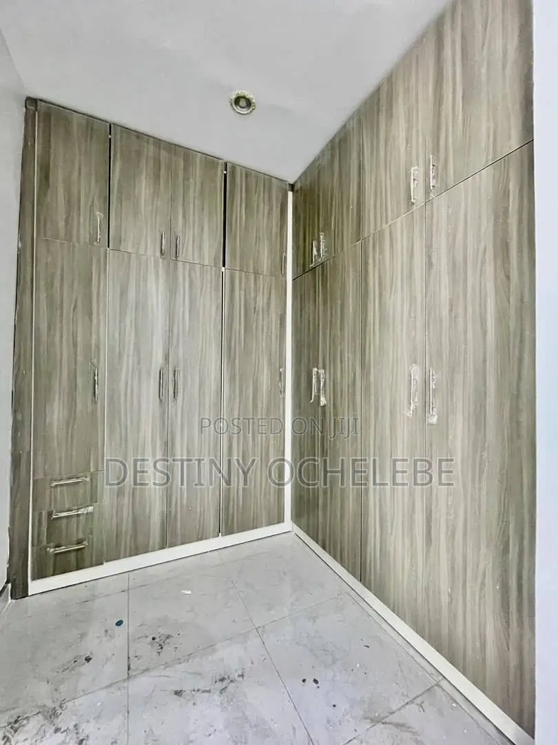 4bdrm Duplex in Jahi By Gilmor for sale in Jahi