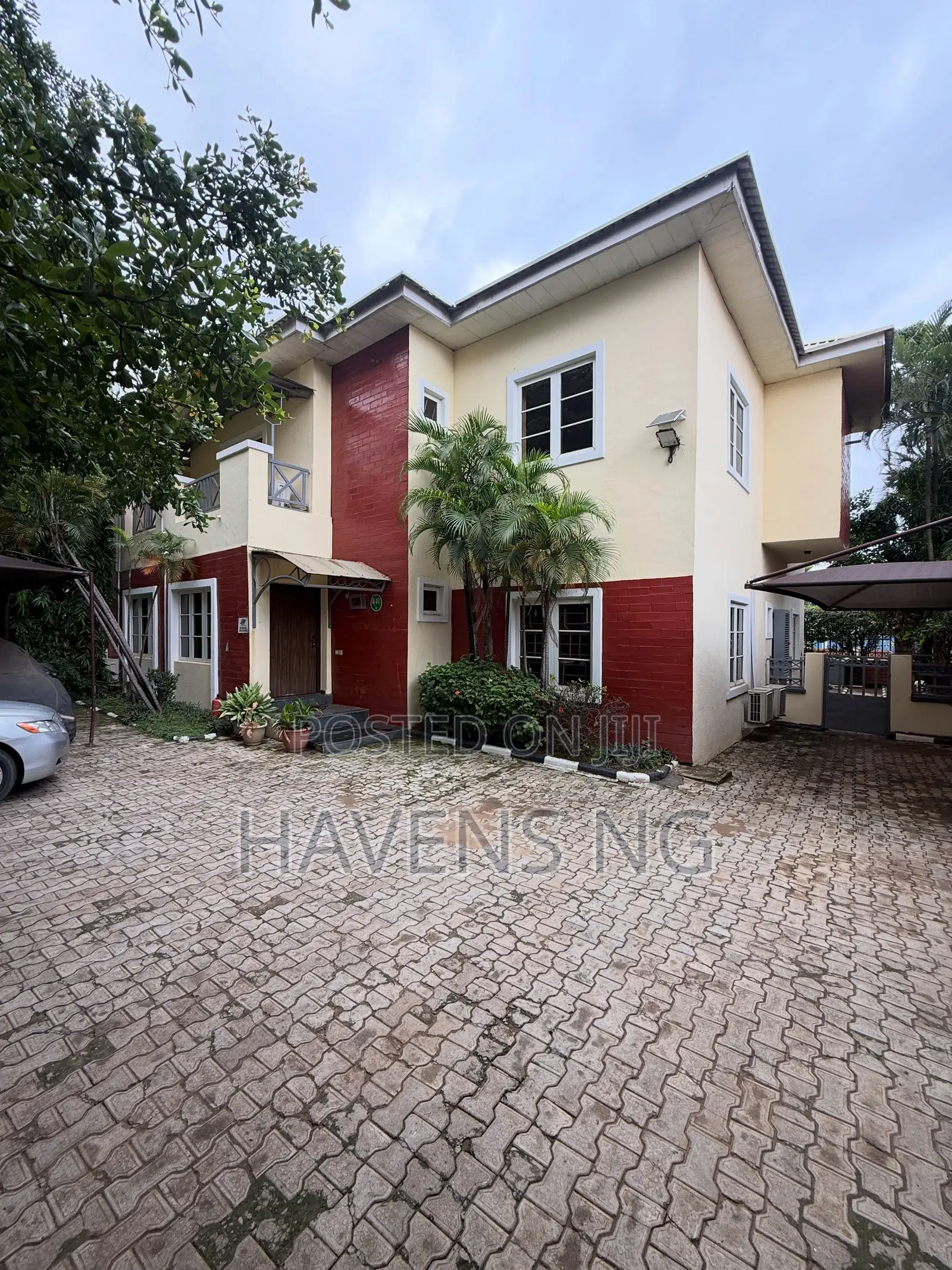 4bdrm Duplex in Kado for sale in Kado
