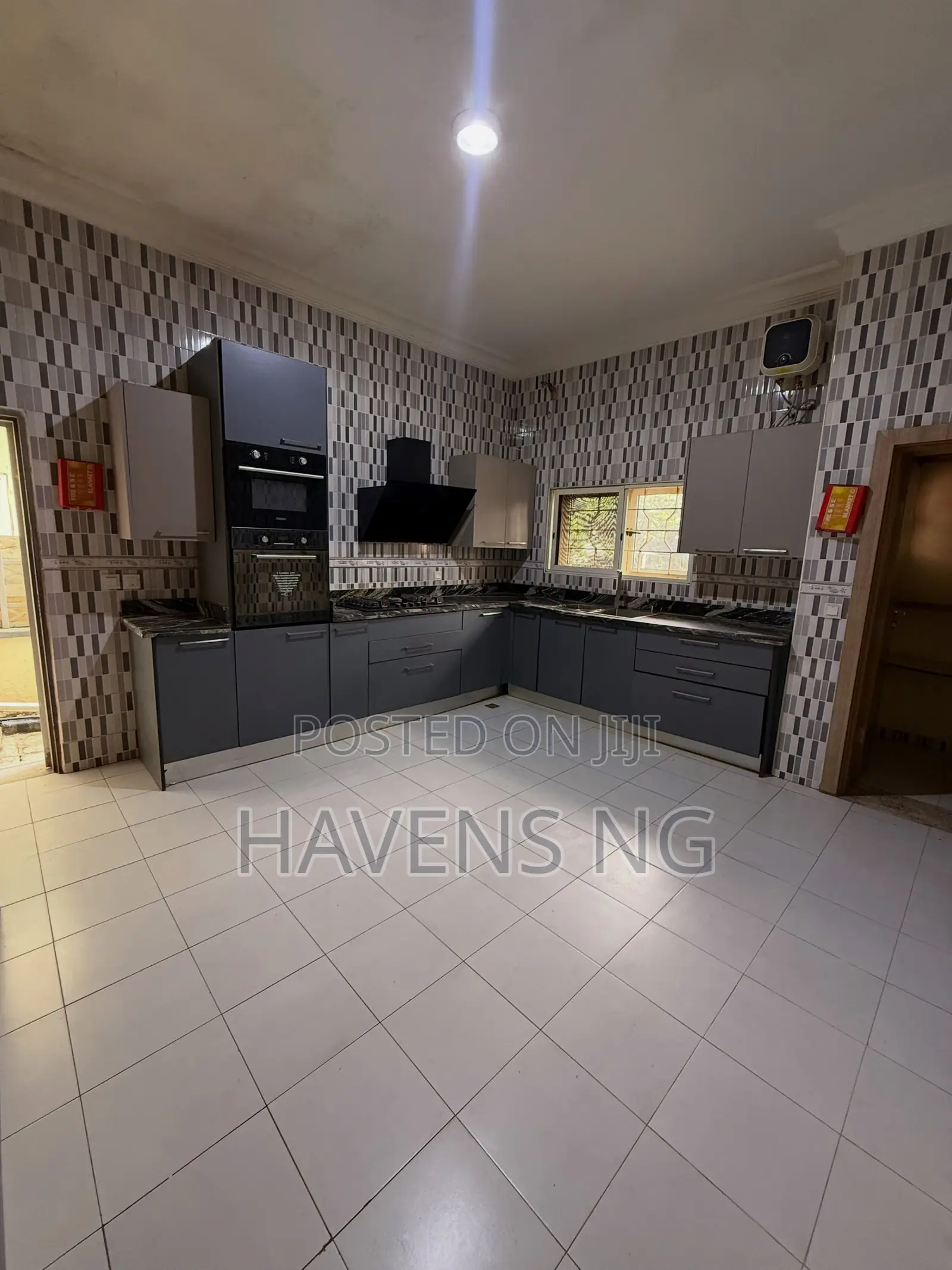 4bdrm Duplex in Kado for sale in Kado