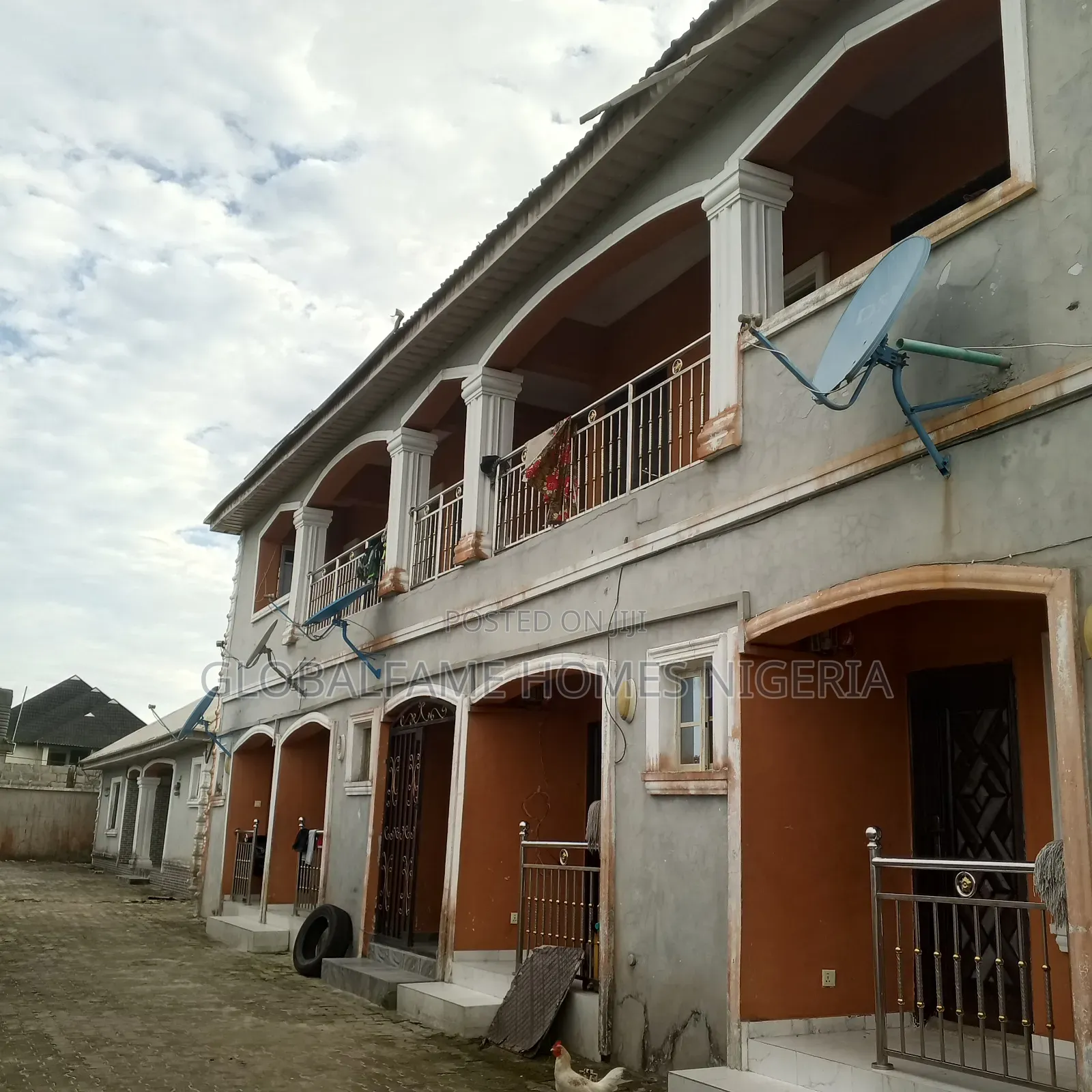 19bdrm Block of Flats in Igando Ibeju Lekki for sale in Igando-Oloja