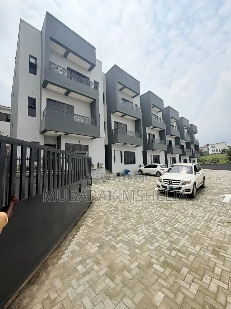 4bdrm Duplex in Guzape District for sale in Guzape District