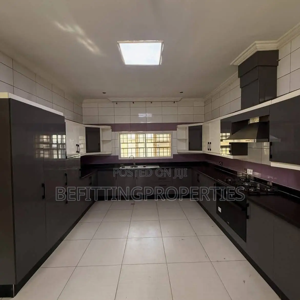 5bdrm Duplex in Abuja (FCT) for sale in Abuja (FCT)
