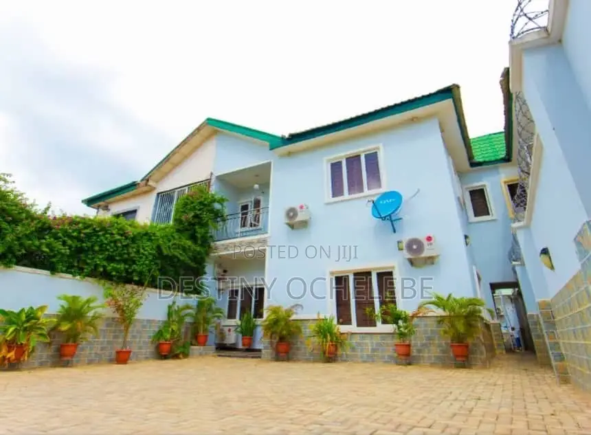 Furnished 4bdrm Duplex in Gwarinpa for rent in Gwarinpa