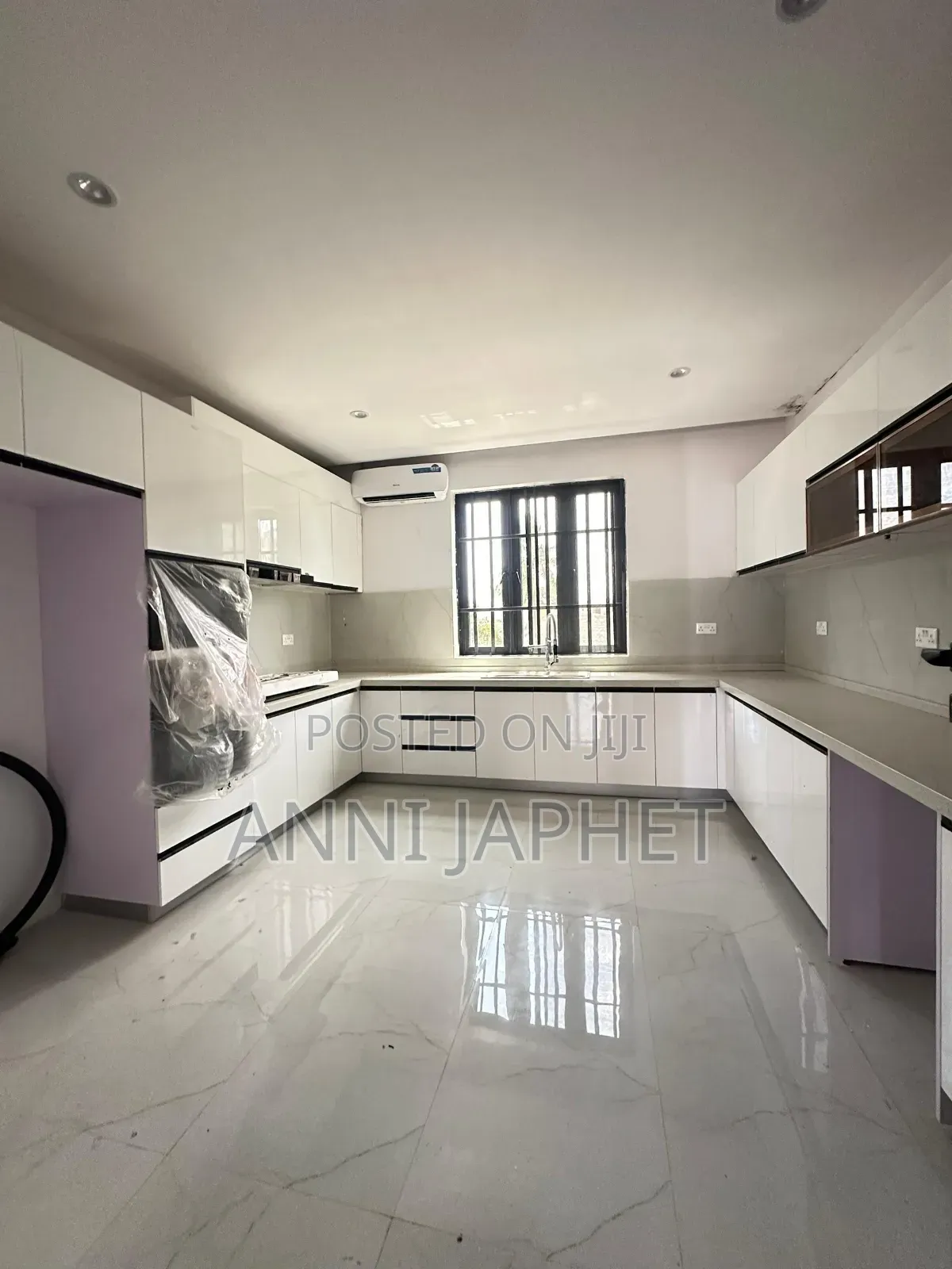 3bdrm Block of Flats in Ikoyi for sale in Old Ikoyi