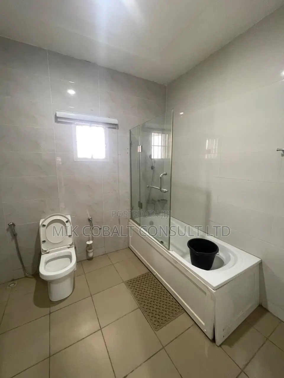 Furnished 4bdrm Townhouse / Terrace in By Gilmor, Jahi for rent in Jahi