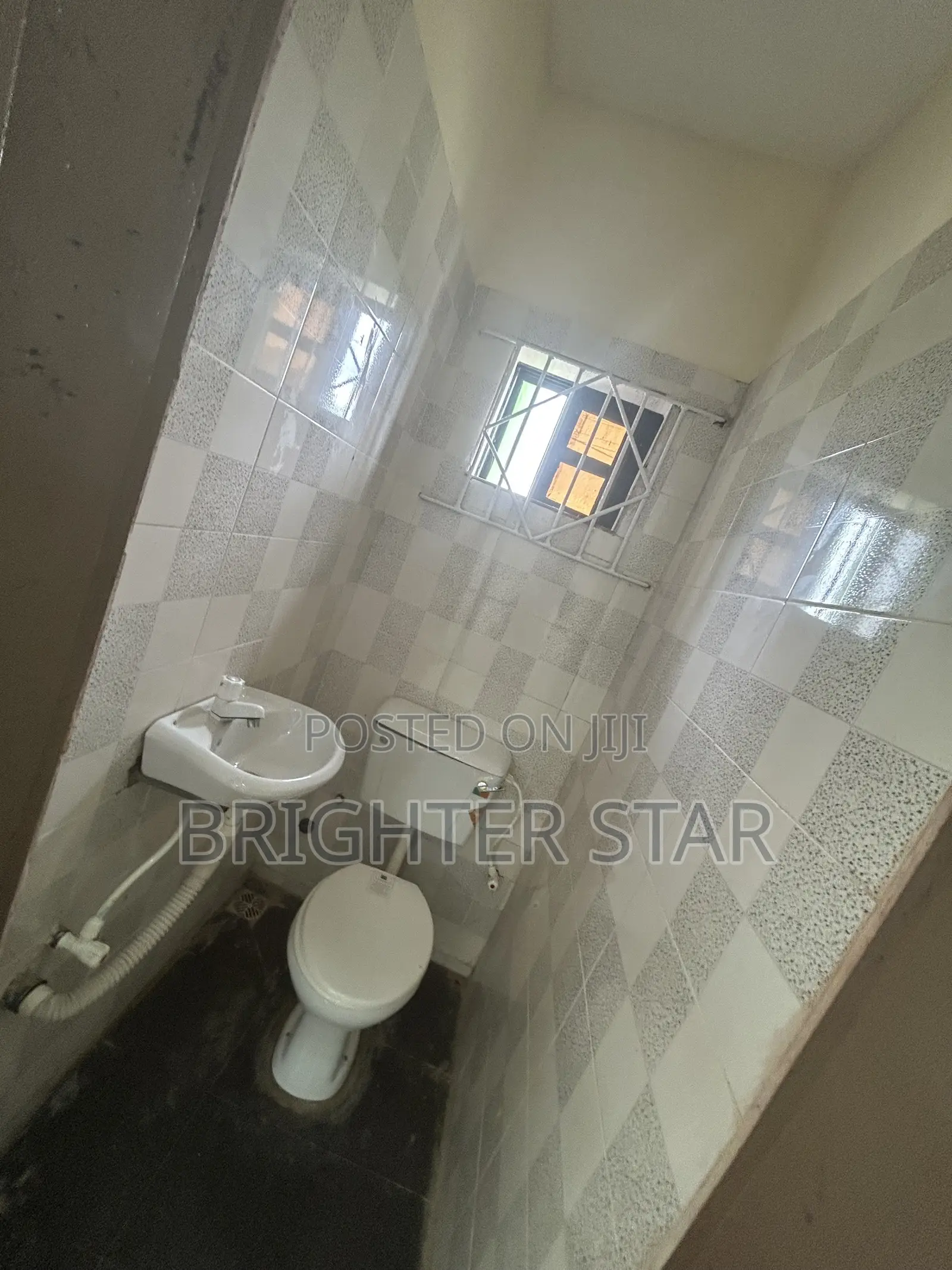 Furnished 3bdrm Block of Flats in Ayobo for rent in Ayobo