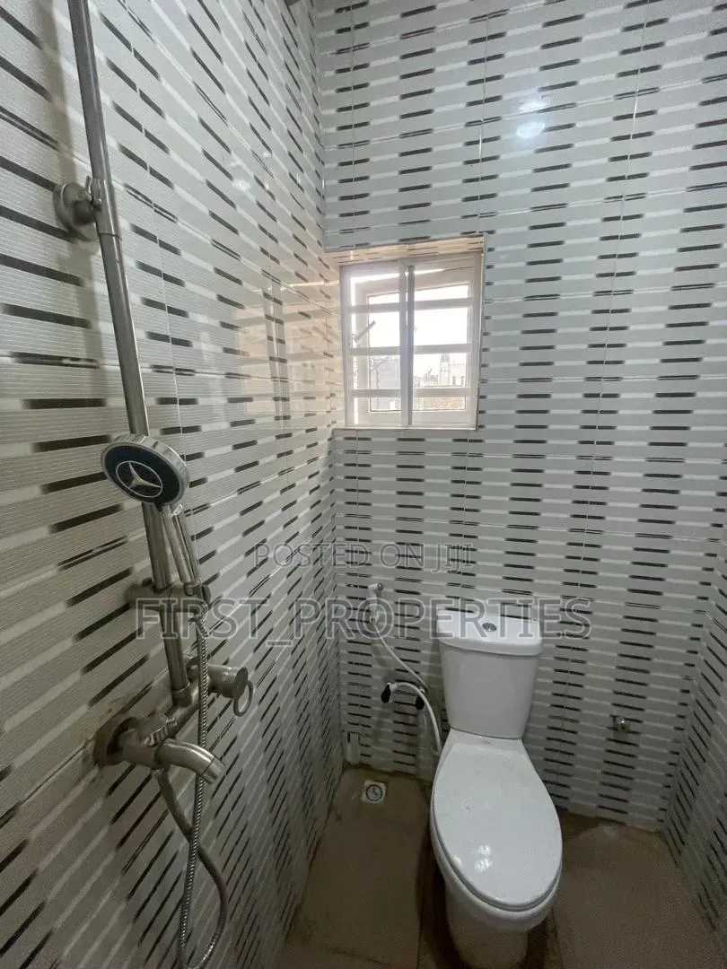 Furnished 2bdrm Block of Flats in Ire Akari Estate, Akala Express in Akala Express