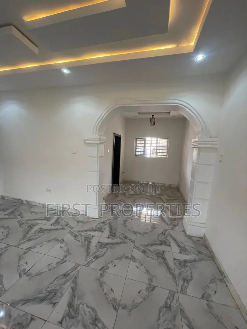 Furnished 2bdrm Block of Flats in Ire Akari Estate, Akala Express in Akala Express