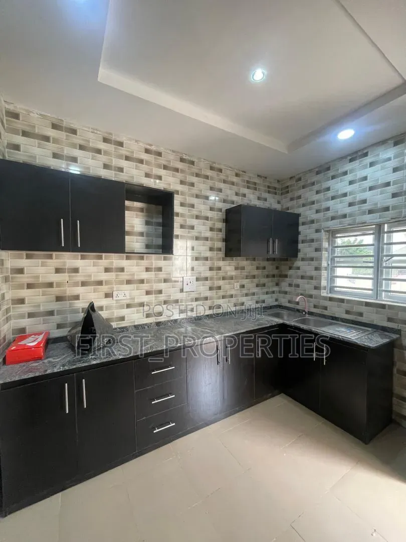 Furnished 2bdrm Block of Flats in Ire Akari Estate, Akala Express in Akala Express