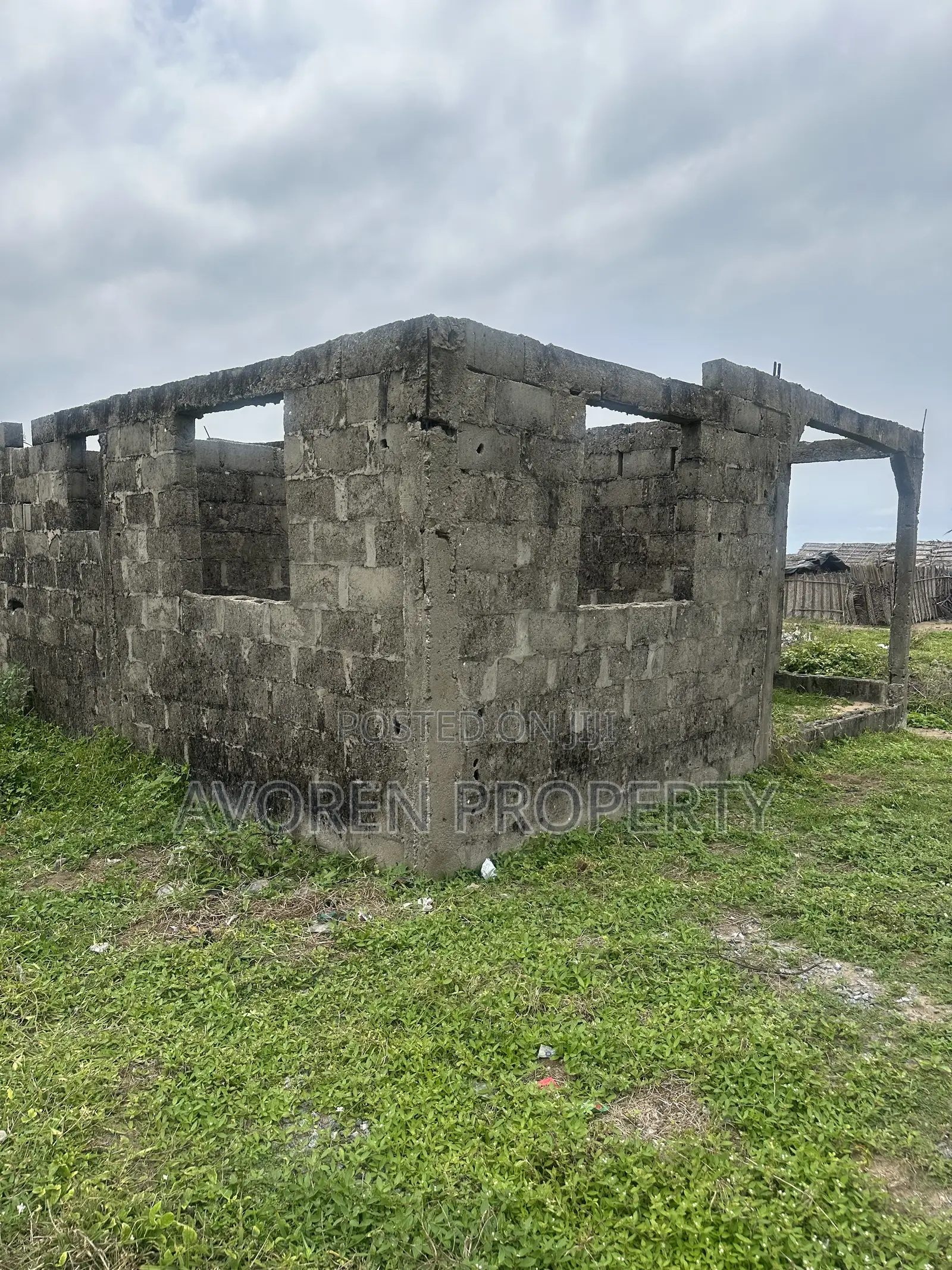 2bdrm Bungalow in Eleko for sale in Eleko