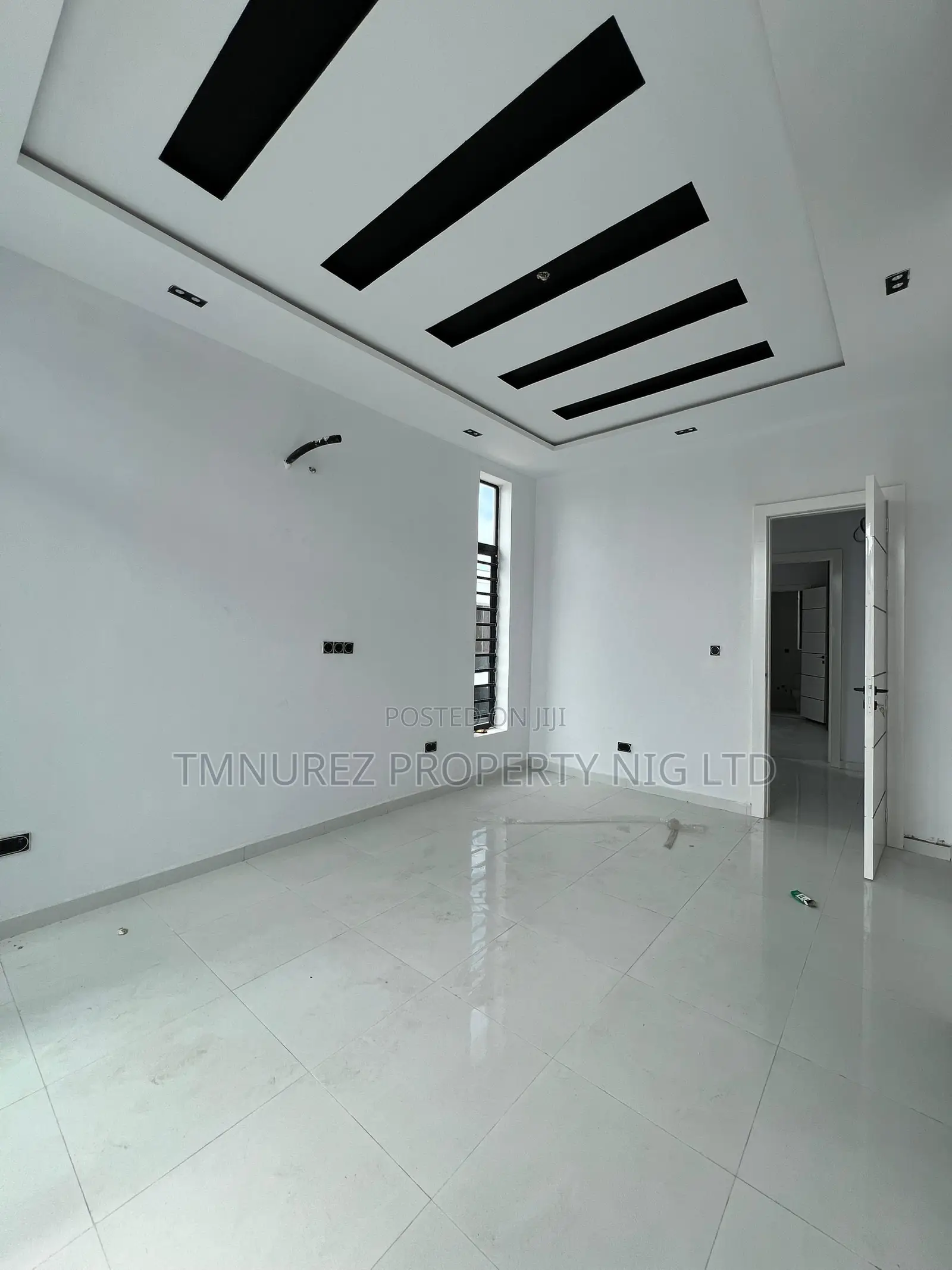 4bdrm Duplex in Ikota for rent in Ikota