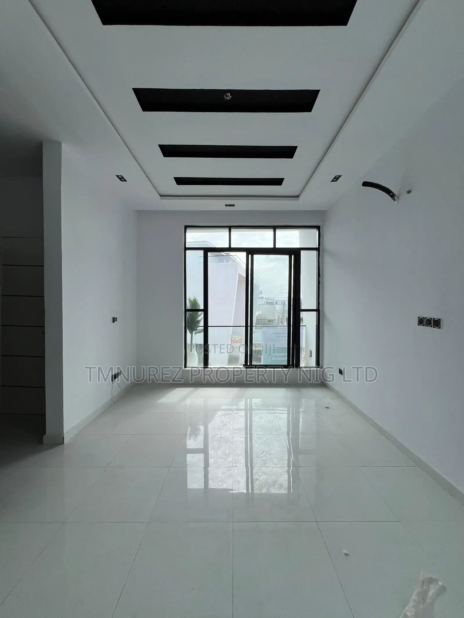 4bdrm Duplex in Ikota for rent in Ikota