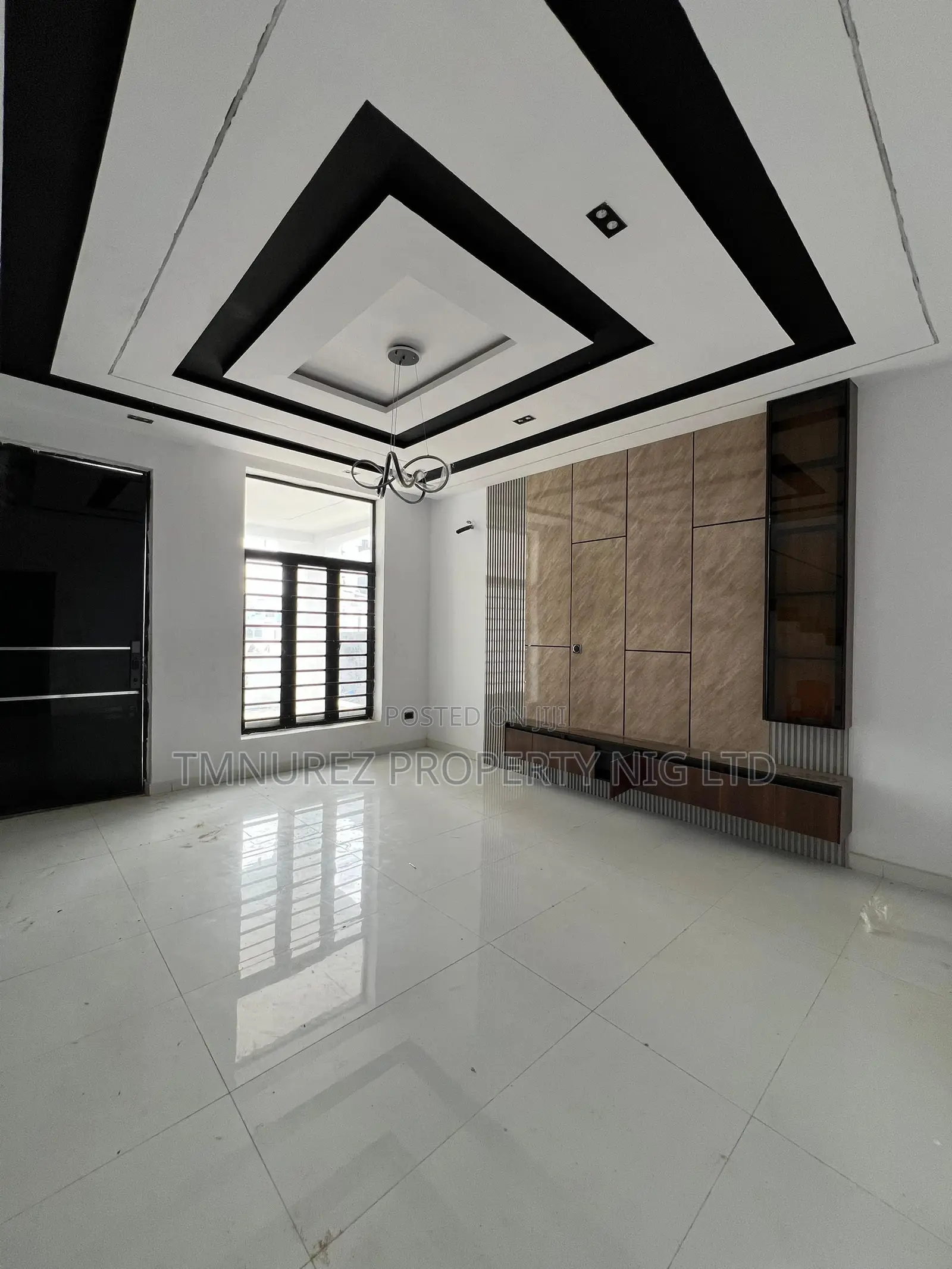 4bdrm Duplex in Ikota for rent in Ikota