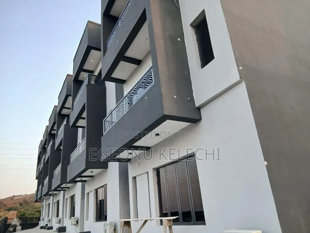 4bdrm Townhouse/Terrace in Guzape District for sale in Guzape District