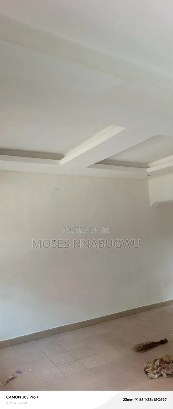 2bdrm Block of Flats in Woji for rent in Woji