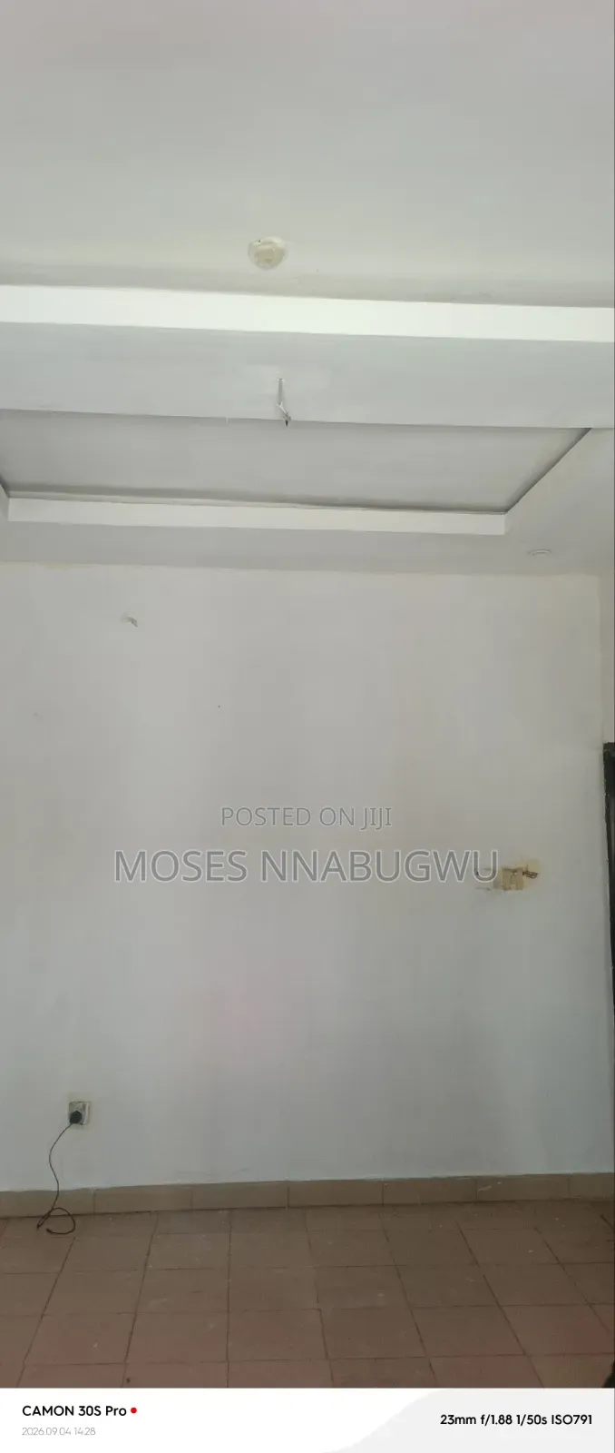2bdrm Block of Flats in Woji for rent in Woji