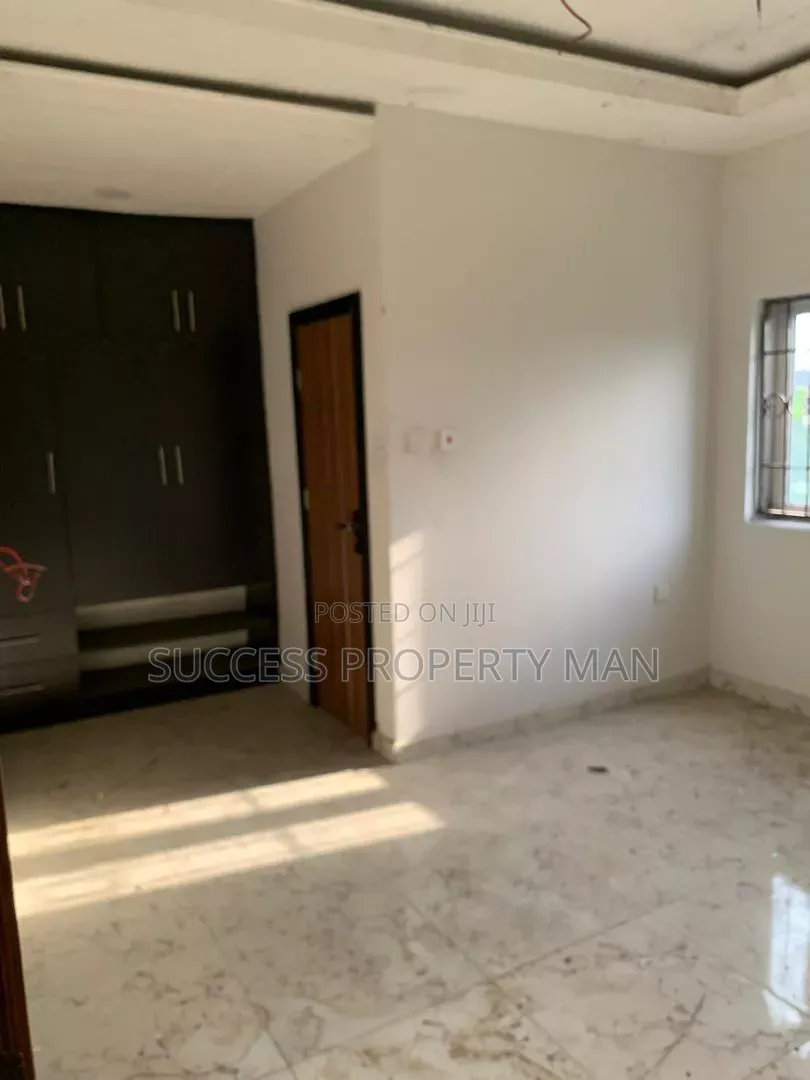 3bdrm Bungalow in Rumukoro, Rumuahalu for sale in Rumuahalu