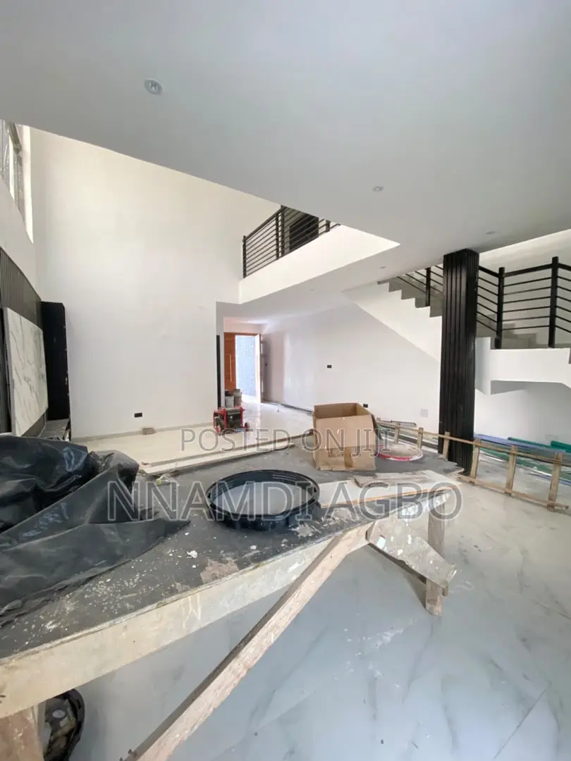 3bdrm Duplex in Sangotedo for sale in Sangotedo