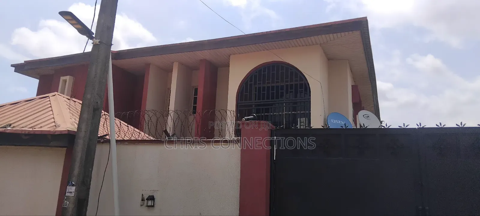 3bdrm Block of Flats in Chris Connections, Ejigbo / Ejigbo for sale in Ejigbo / Ejigbo