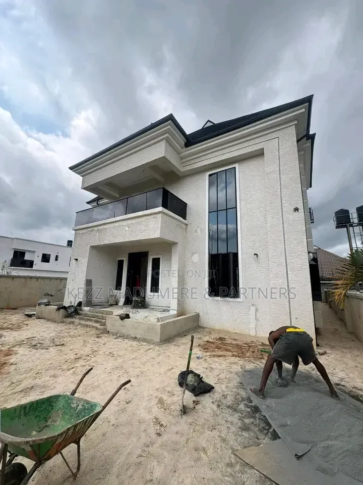 4bdrm Duplex in Mercyland Port, New Layout for sale in New Layout