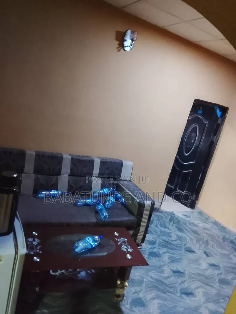 5bdrm Bungalow in Alakia for rent in Alakia