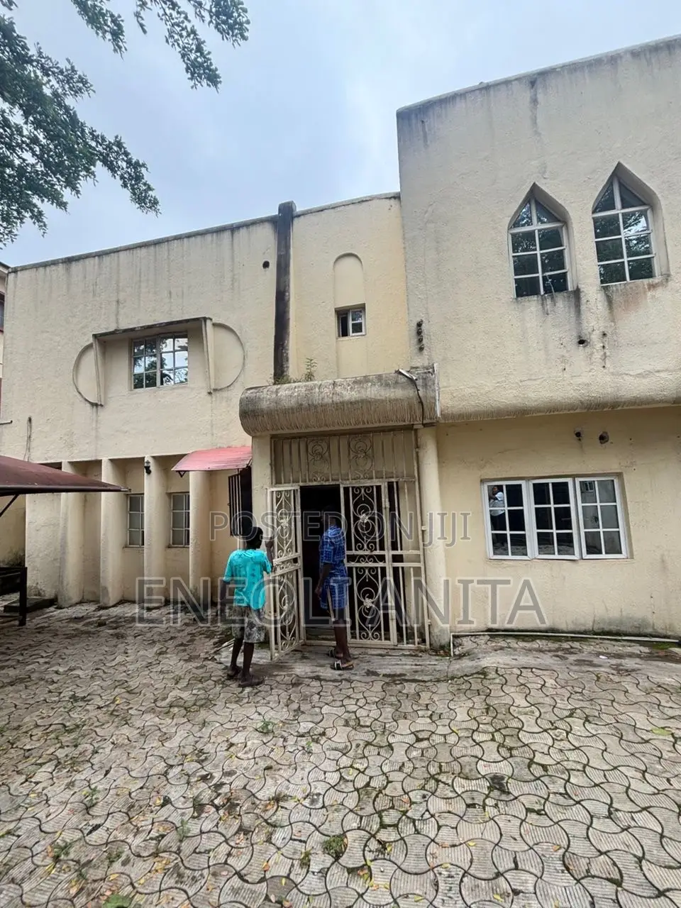 6bdrm Duplex in Wuse for rent in Wuse