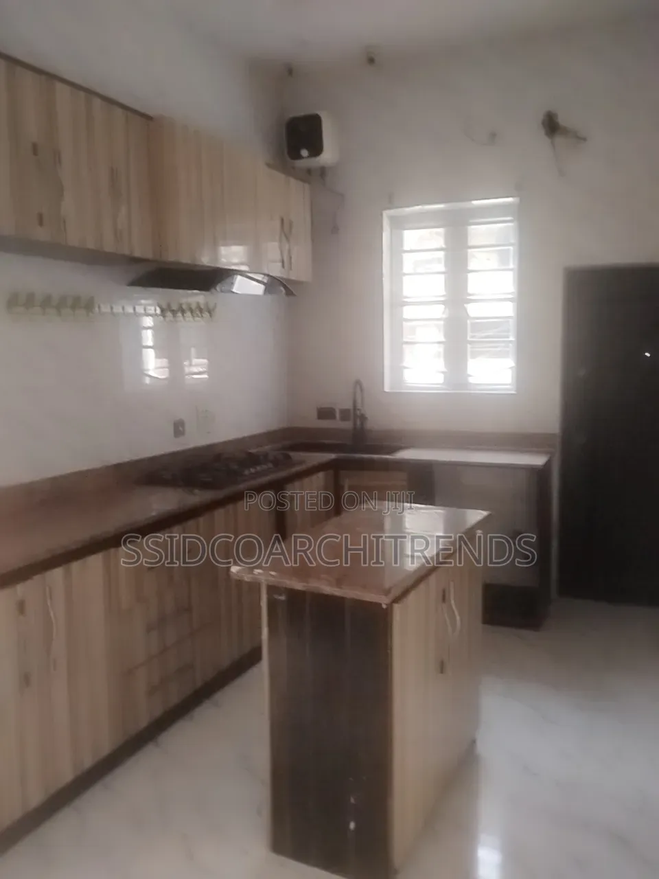 4bdrm Duplex in Call To Access, Chevron for rent in Chevron