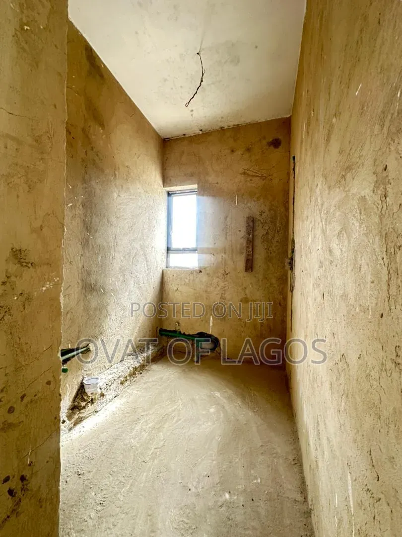 1bdrm Apartment in Lekki Phase 1 for sale in Lekki Phase 1