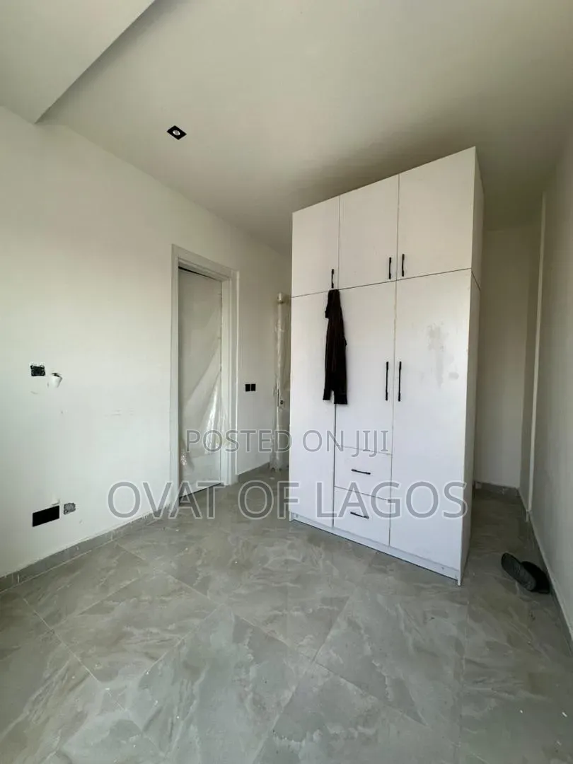 2bdrm Apartment in Lekki Phase 1 for sale in Lekki Phase 1